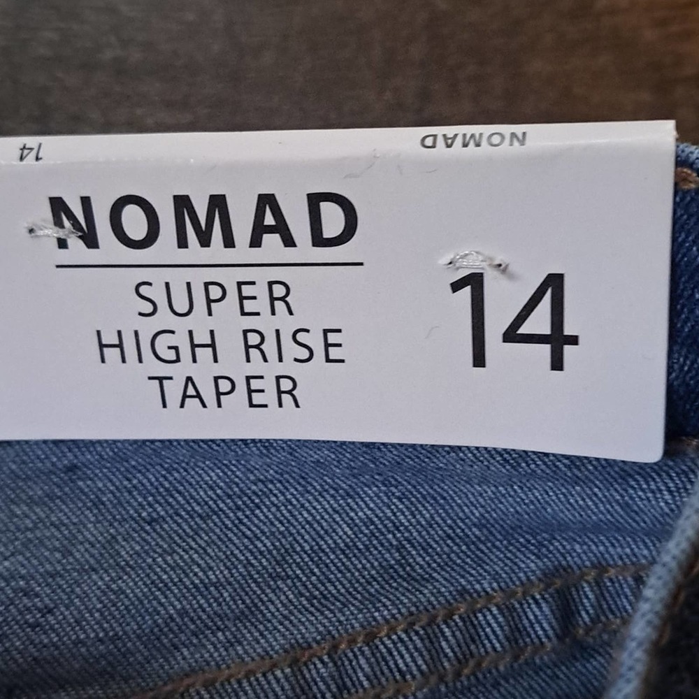 Nicole Miller Nomad NWT super high rise button fly cropped jeans 14 - Picture 5 of 7